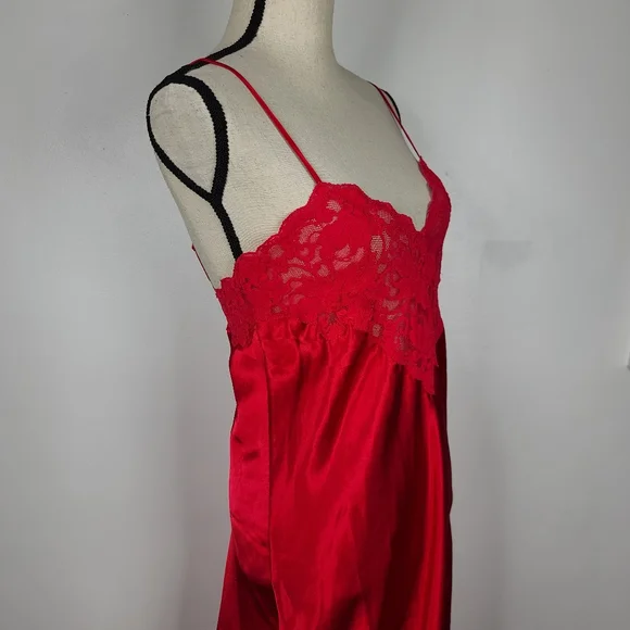 Vintage Victoria’s Secret Y2k Silky Bias CutRed Maxi Slip Dress Rosette Lace M